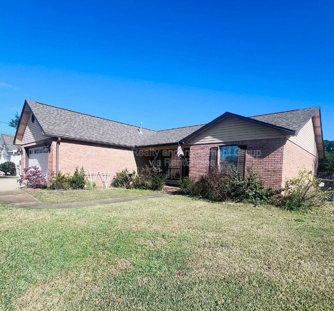 2220 Kerra Ln, Navarre, FL 32566 - photo 3