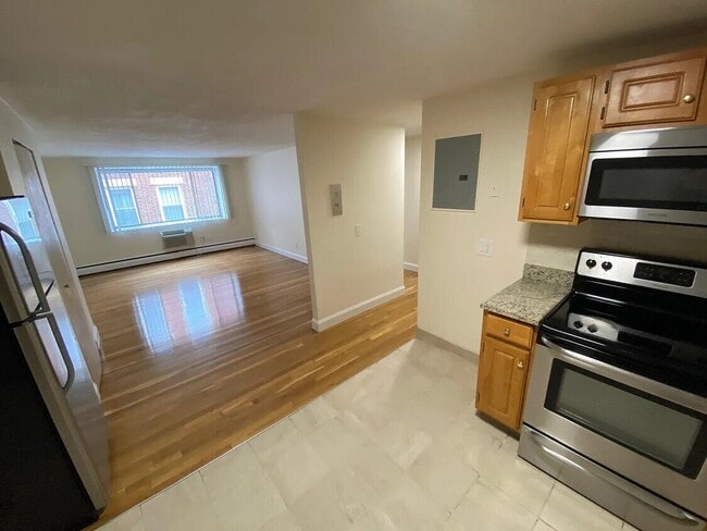 *Pictures are representative samples of the advertised unit. In some cases, the actual units you tou