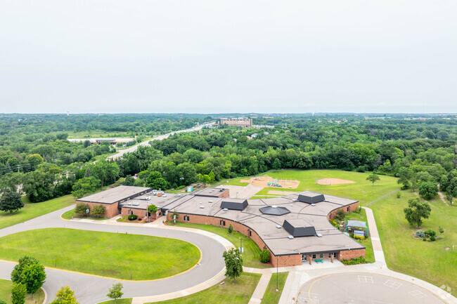 La Academia is committed to academic excellence with strong proficiency in math and reading.