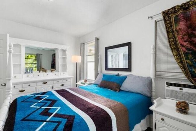 680 SW 7th Ave unit ID1239384P, Miami, FL 33130 - photo 4