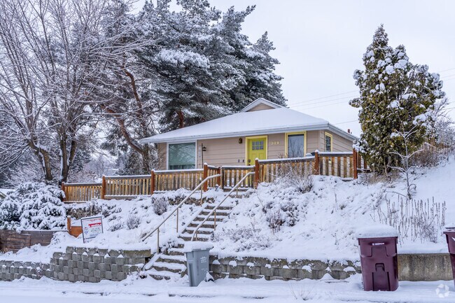 Craftsman Bungalows like this make up a majority of the homes in Pullman.