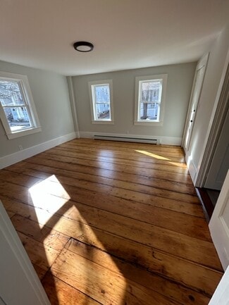 73 Essex St Unit 1, Beverly, MA 01915