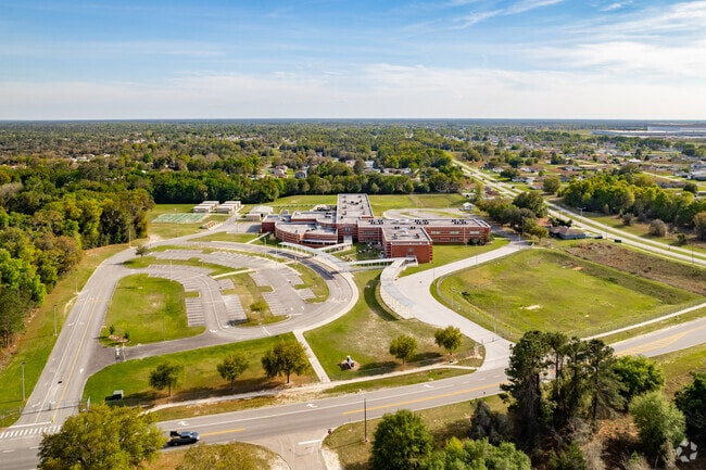 A beautiful aerial view o f Marion Oaks Elementary School's campus.