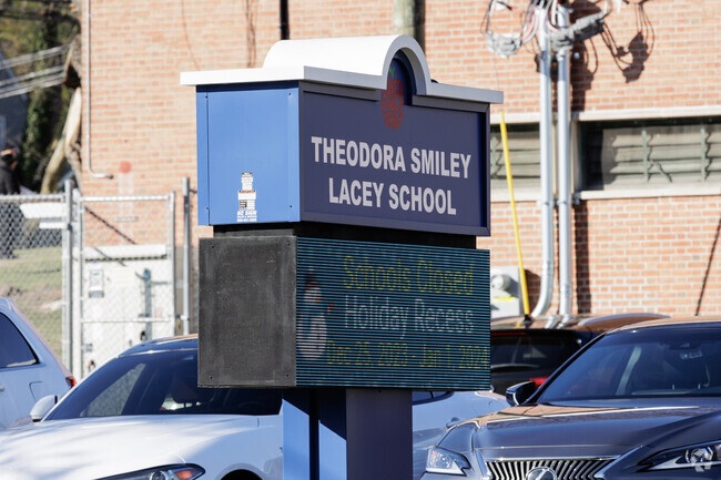 At the Theodora Smiley Lacey Elementary School in Teaneck, NJ 85% of students are minority.