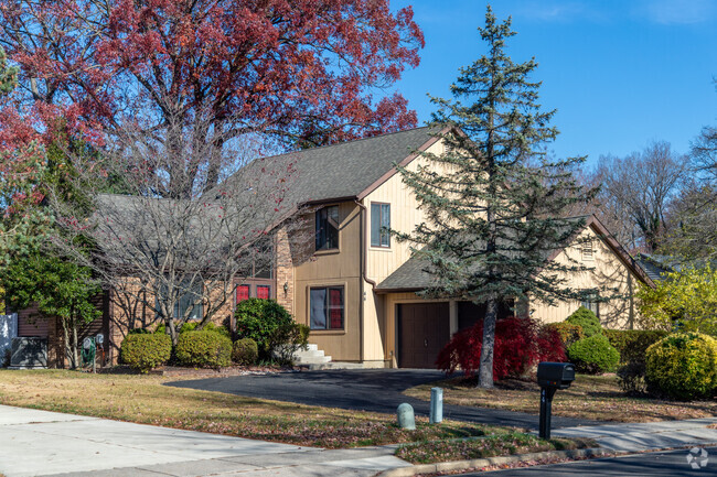 Many homes in Devonshire are surrounded by trees, giving them a bit of shade.