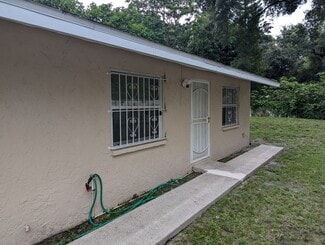 4512 E 10th Ave, Tampa, FL 33605