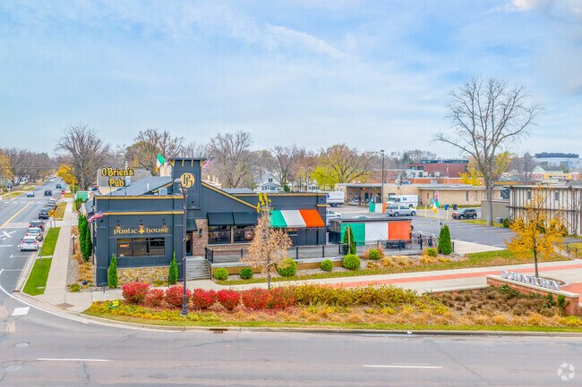 O'Brien's Public House is a popular spot for dinner in downtown shakopee.