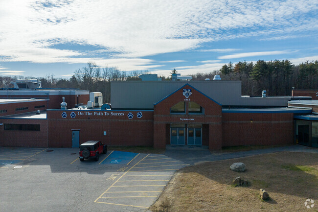 Somersworth Middle School is a public school in Strafford County that promotes creativity.