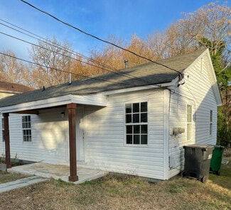 2524 Eddington St, Charlotte, NC 28208