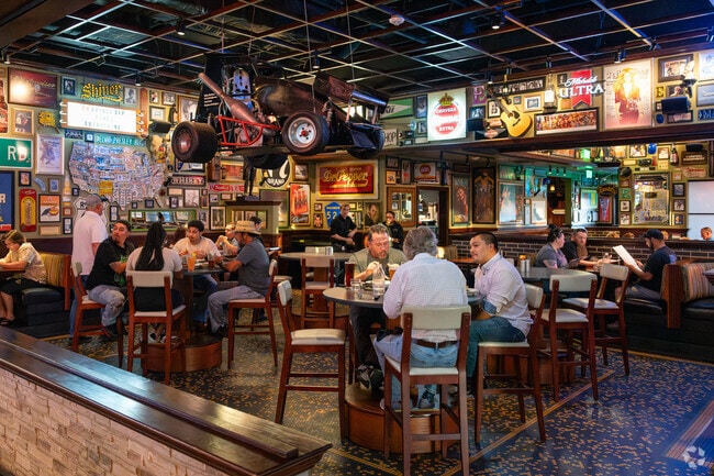 Walnut Creek Valley locals flock to 54th Street Restaurant and Drafthouse for food and drinks.