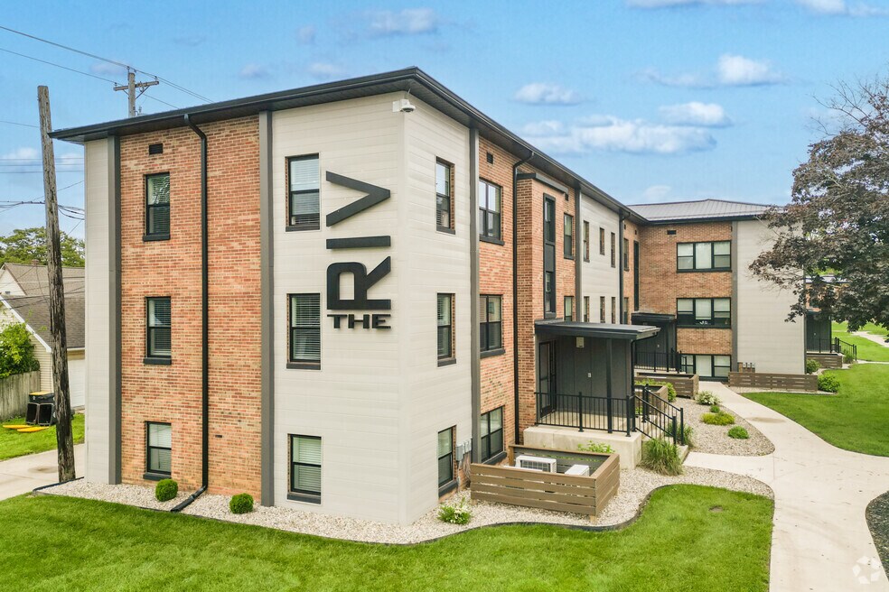 The Riv on the Greenway!, Fort Wayne, IN 46805 - photo 1