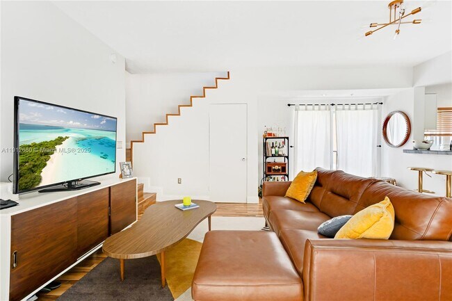 1611 SW 2nd Ct, Miami, FL 33129 - photo 2