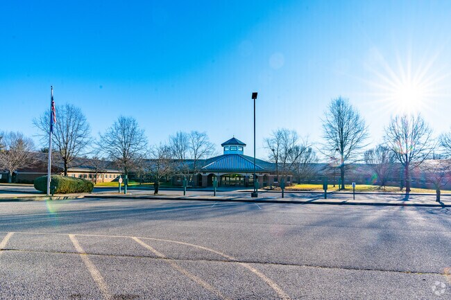 Niche ranks Goshen Elementary School as the #2 public elementary school in Oldham County.