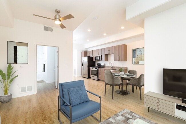 Hardison, Salt Lake City, UT 84111 - photo 4