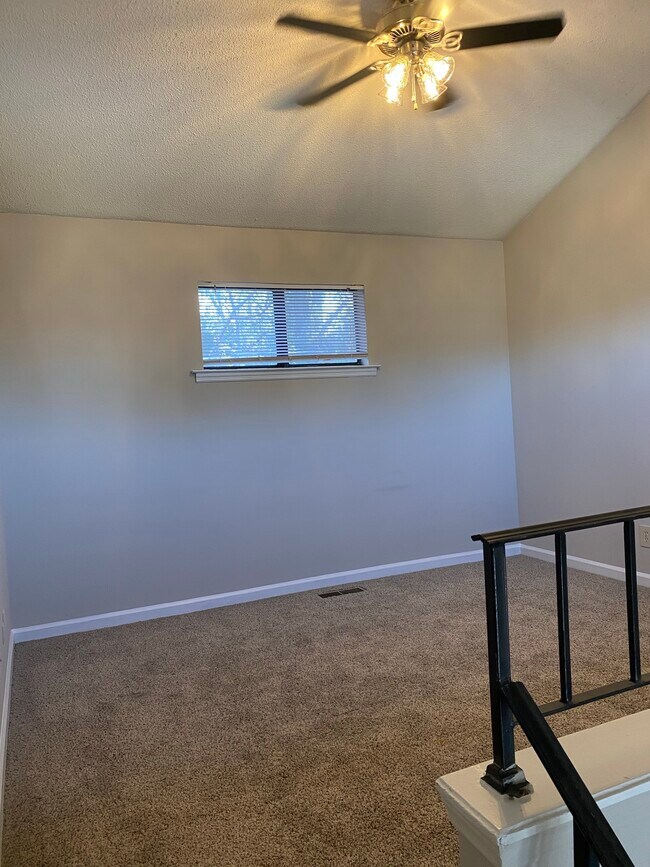 Pines of Lanier Apartments 2354 Pine Cove Cir, Gainesville, GA