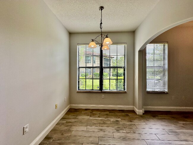 1334 Corso Palermo Ct, Naples, FL 34105 - photo 6