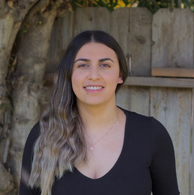 Angela Santamaria Saravia