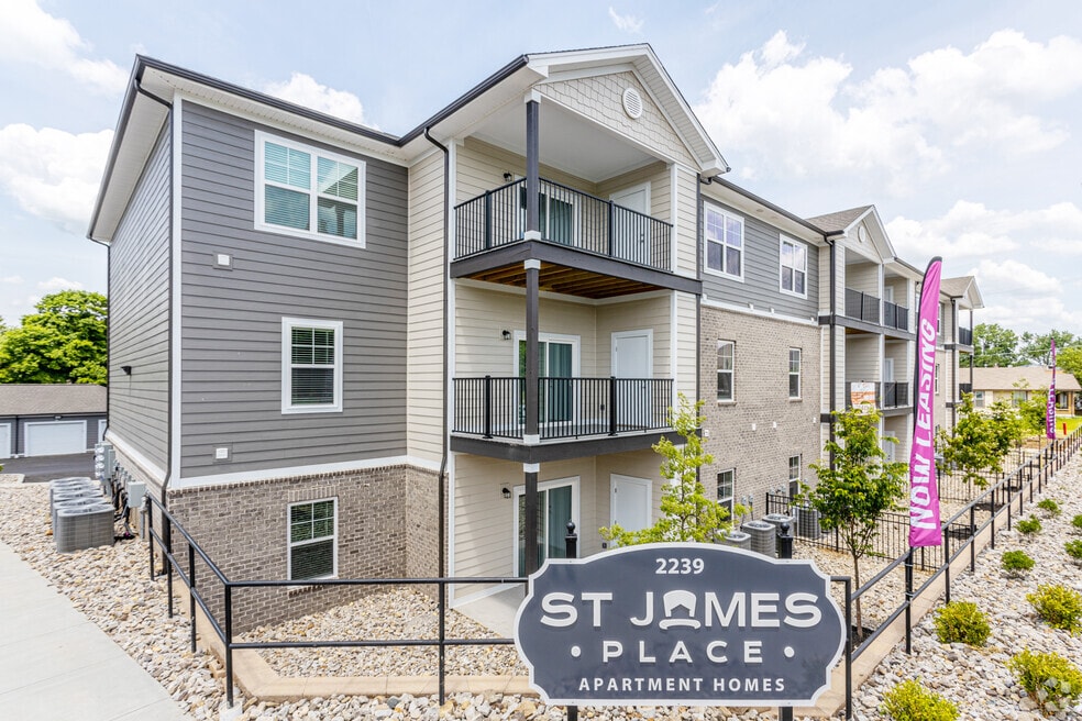 St. James Place - Modern Living in the Heart of New Albany, New Albany, IN 47150 - photo 1