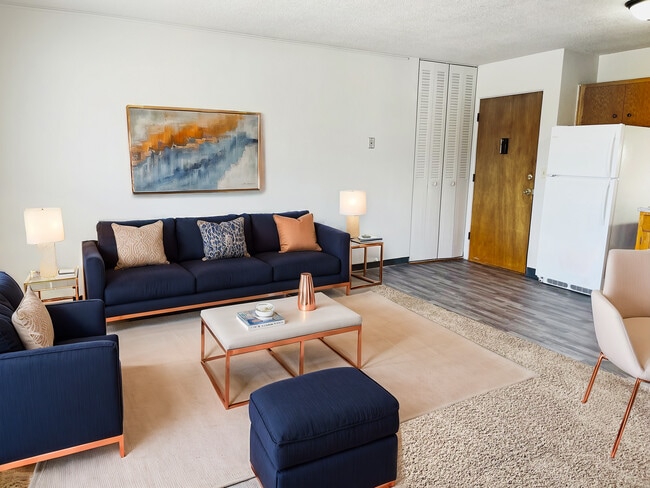 Rivers Edge Apartments, Jamestown, ND 58401 - photo 2