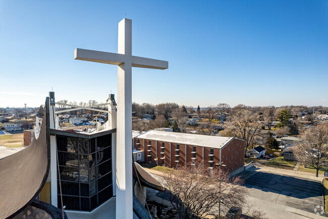 St Thomas More School provides a Faith-based Education.