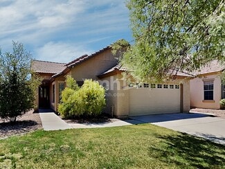 3861 E Ironhorse Ct, Gilbert, AZ 85297