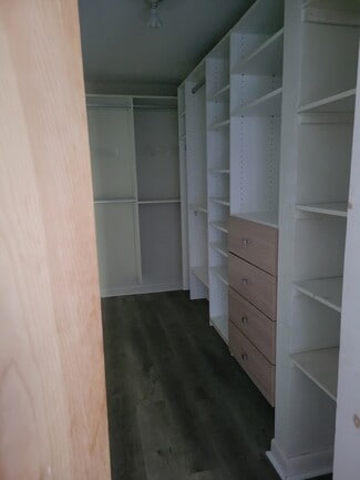 3 Shadowbrook Ln Unit 27, Milford, MA 01757