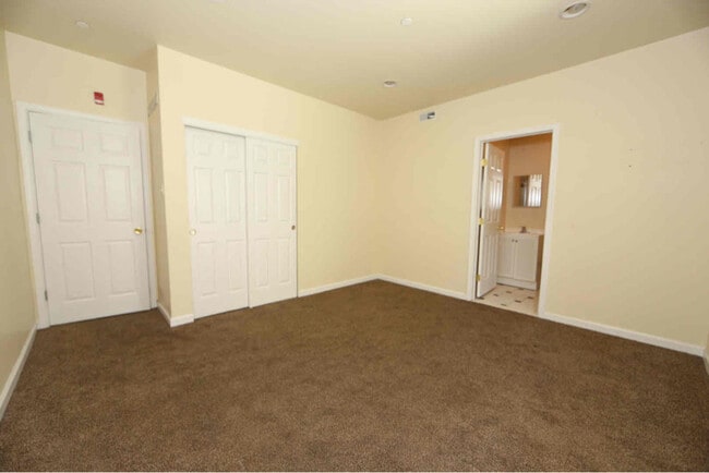 1447 N 17th St unit A, Philadelphia, PA 19121 - photo 3