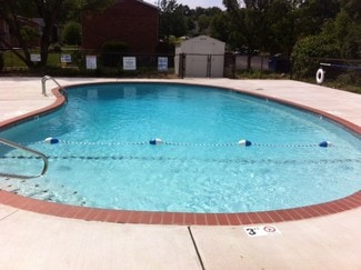 2511 El Paulo Ct, Oakville, MO 63129