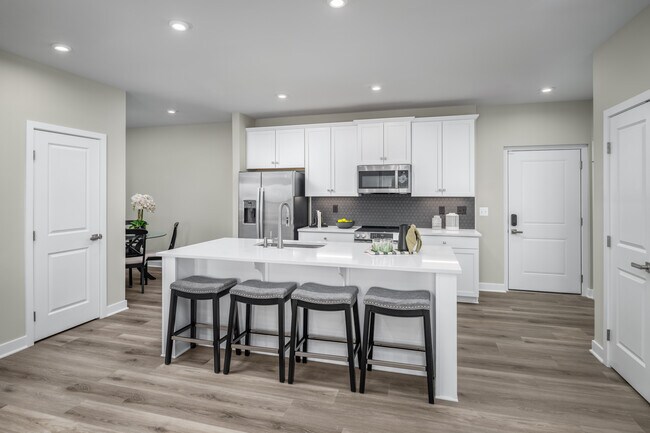 Potomac Shores - Elevator Condos unit 504, Dumfries, VA 22026 - photo 2