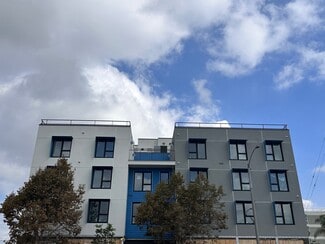 823 W Manchester Ave, Los Angeles, CA 90044