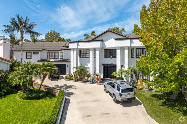 Edwards Hill homes often include storage for boards and bikes.