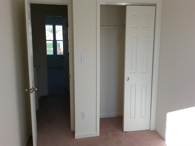 4143 Apple Creek Dr, Indianapolis, IN 46235 - photo 6