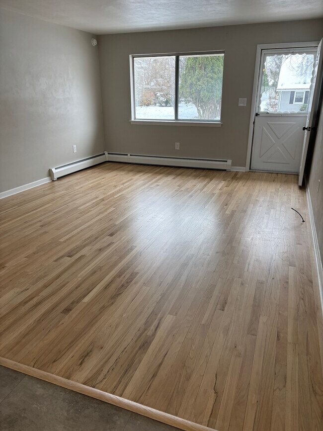 506 S Franklin St unit Upscale classy, Palmyra, PA 17078 - photo 3