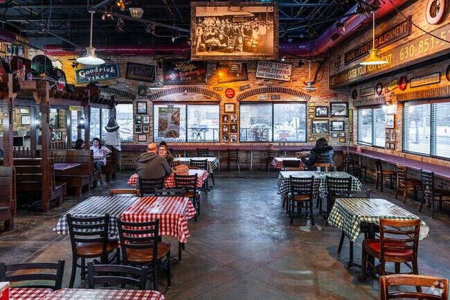 Portillo's features Italian beef, burgers, and hot dogs in a retro atmosphere.
