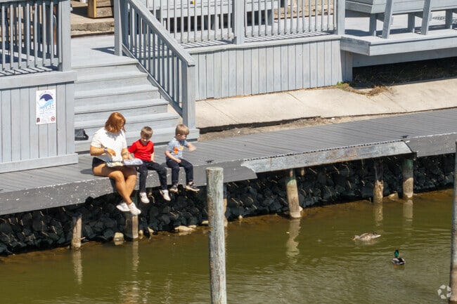 The Coosa River, which borders Rainbow City, is a great place for a large number of outdoor activities.