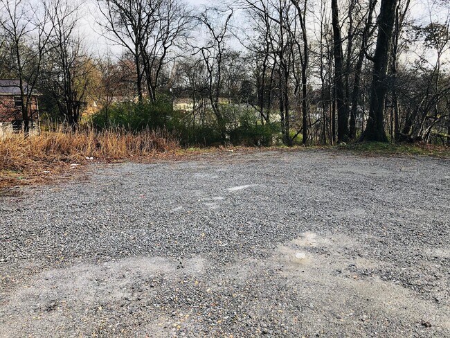 506 B St unit 3, Clarksville, TN 37042 - photo 4