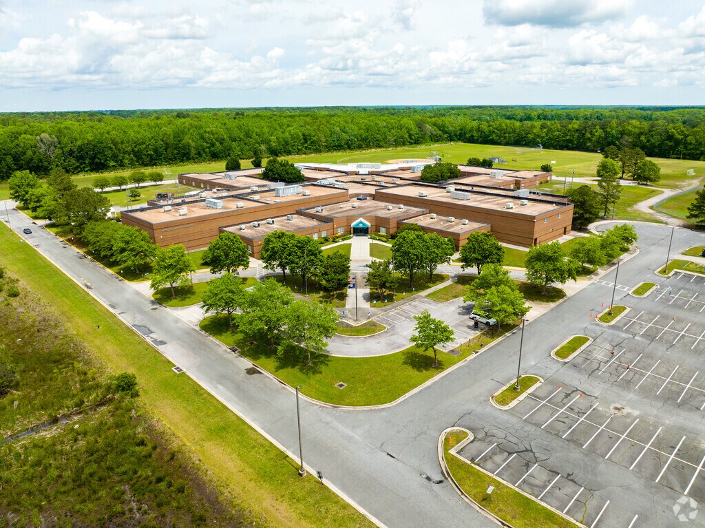 Hickory Middle School offers an all-inclusive learning environment in Great Bridge East, VA.
