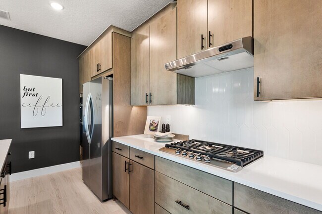 433 Orchard Dr, Apopka, FL 32703 - photo 4