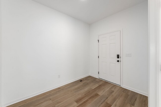 407 Zelkova Ln, Lewis Center, OH 43035 - photo 4