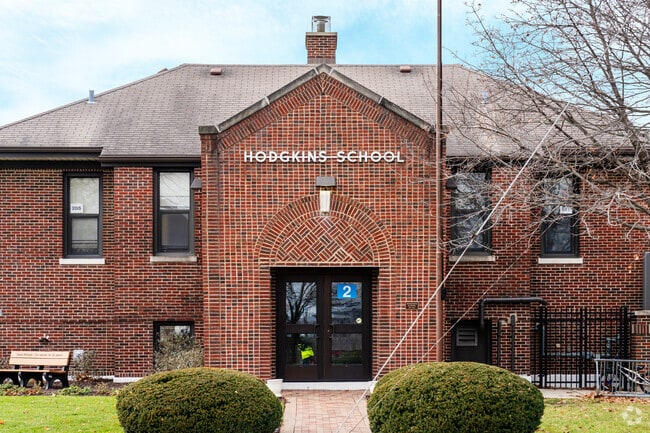 Your kids will enjoy learning in the inspiring atmosphere of Hodgkins Elementary School.