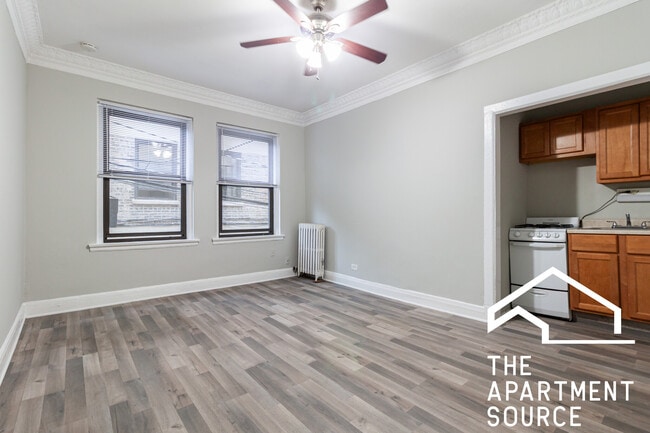 3835 N Fremont St unit 306, Chicago, IL 60613 - photo 3