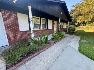 620 Broad River Dr, Beaufort, SC 29906