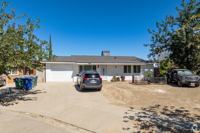 Charming ranch-style homes are nestled in the peaceful Huron neighborhood.