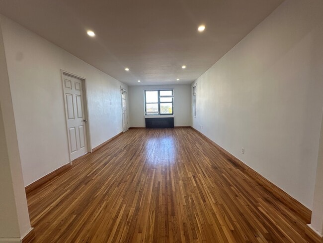 150 W End Ave unit 5H, Brooklyn, NY 11235 - photo 4