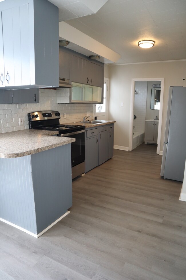 37 Mead St Unit 37 mead unit 1, Manchester, NH 03104