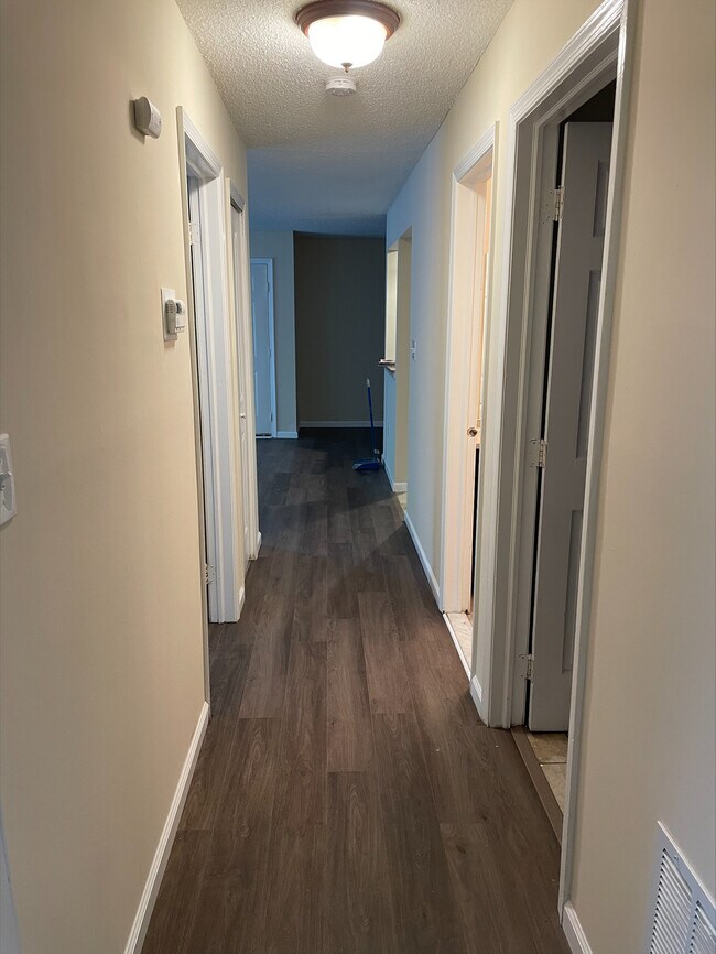 86 Willow Ct unit Society Hill I Hamil, Trenton, NJ 08619 - photo 5