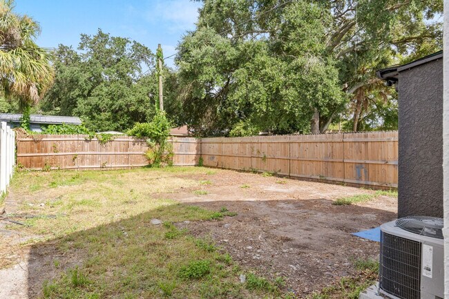 2218 E 20th Ave unit ID1244341P, Tampa, FL 33605 - photo 6