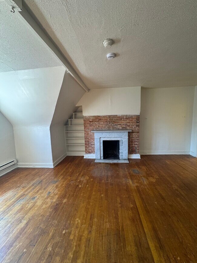 1018 N Calvert St, Baltimore, MD 21202 - photo 6