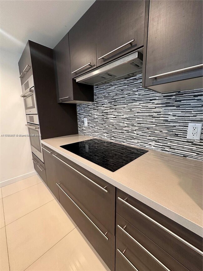 7875 NW 107th Ave Unit 314, Doral, FL 33178