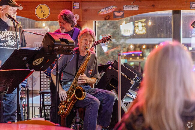 Downtown Waterloo’s live music brings energy and joy to Maples residents.